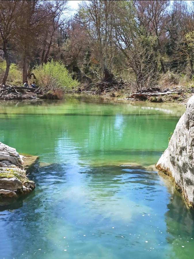 Sous Les Etoiles En Provence, Gite Les Bambous Lurs ภายนอก รูปภาพ